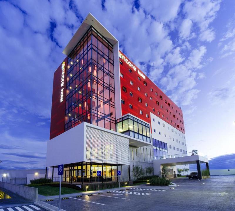 安可圣路易斯波托西华美达酒店 外观 照片